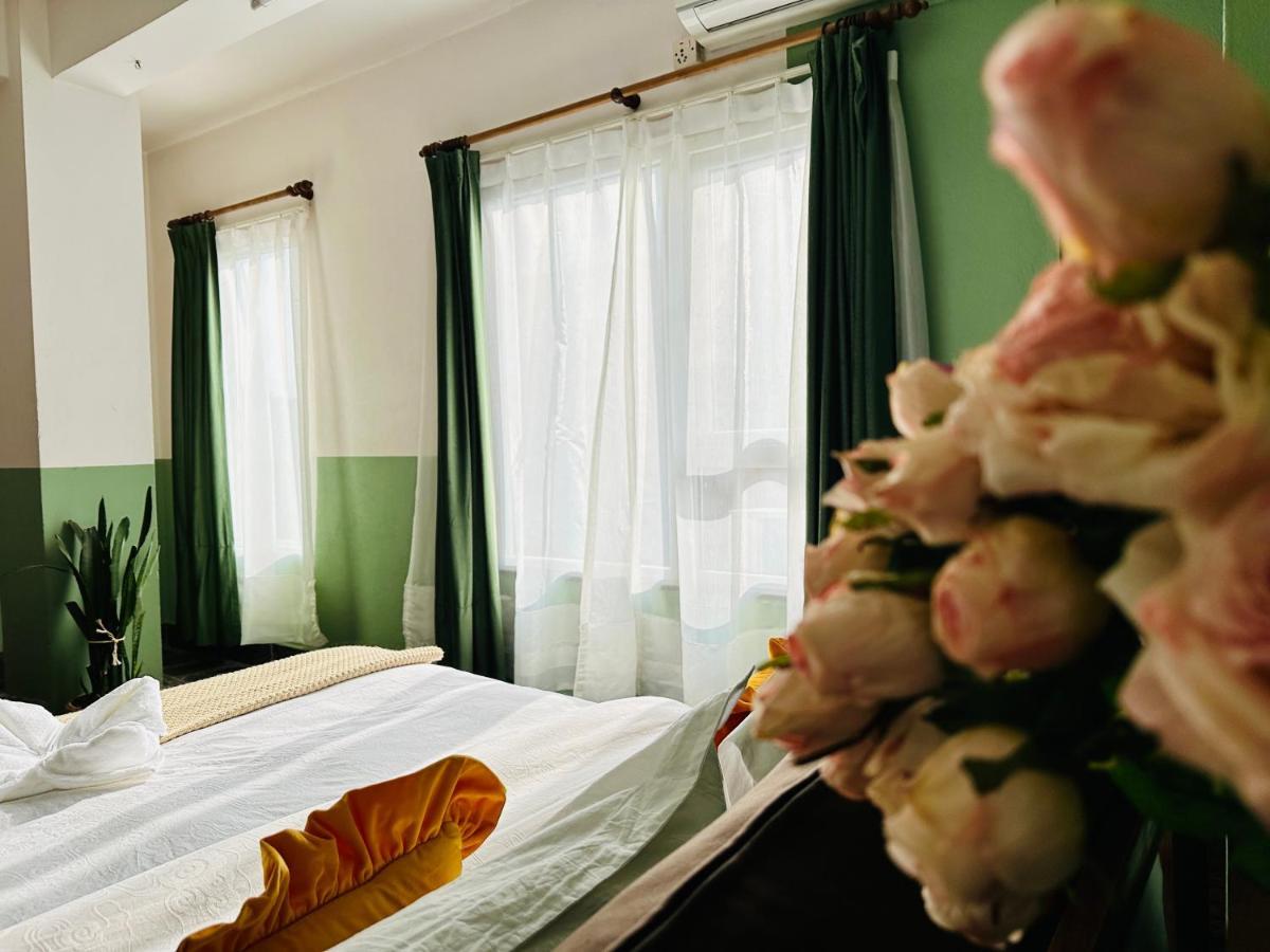 Hotel Darwin Kathmandu Esterno foto